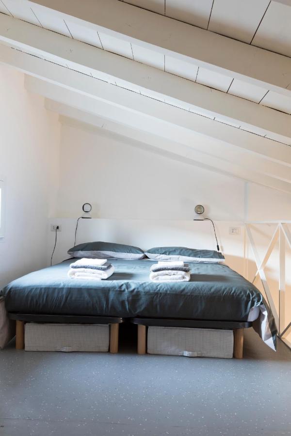 Xenia Apartments - Moderno Appartamento In Fondazione Prada Milan Bagian luar foto